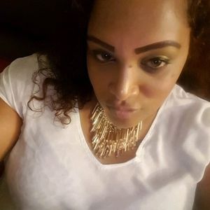 Meet your Posher, Jenny